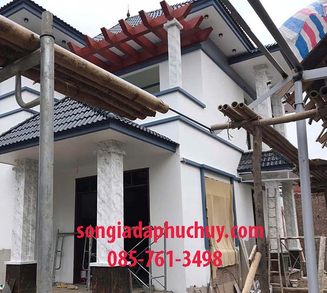 cột vuông giả đá ngoài trời