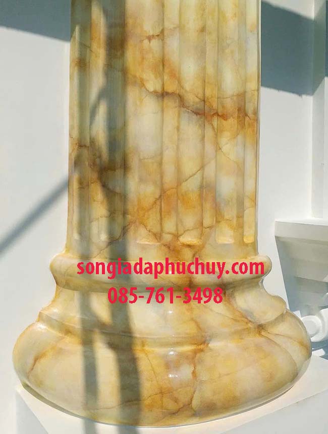 cột giả đá cẩm thạch màu vàng