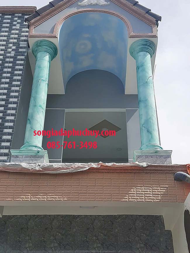 cột tròn ban công vẽ giả đá