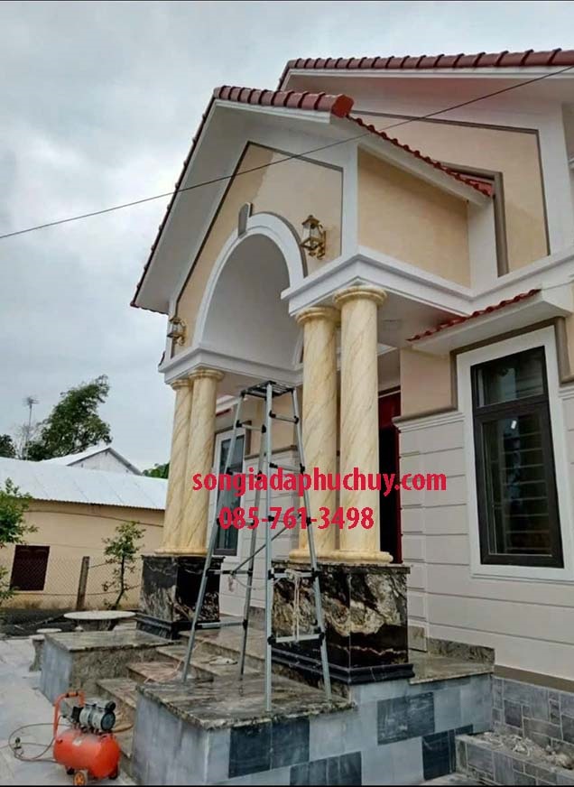 cột tròn giả đá cẩm thạch đẹp