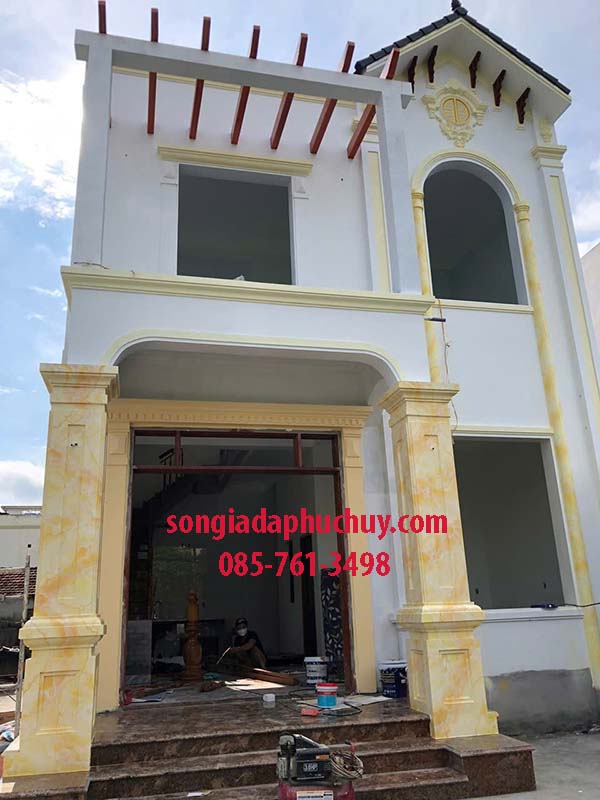sơn giả đá màu vàng