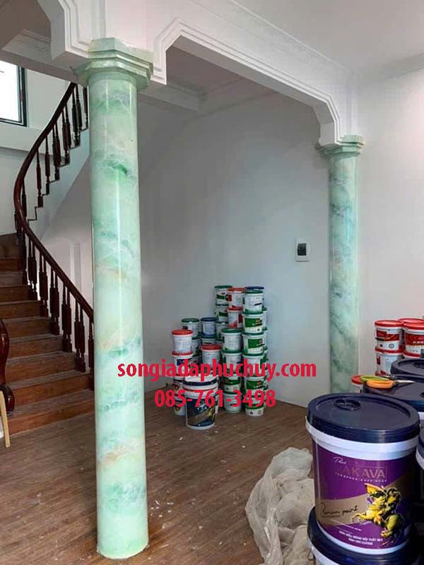 giả đá màu xanh cột tròn