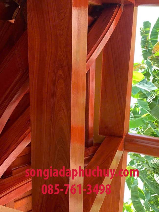 cổng sơn giả gỗ