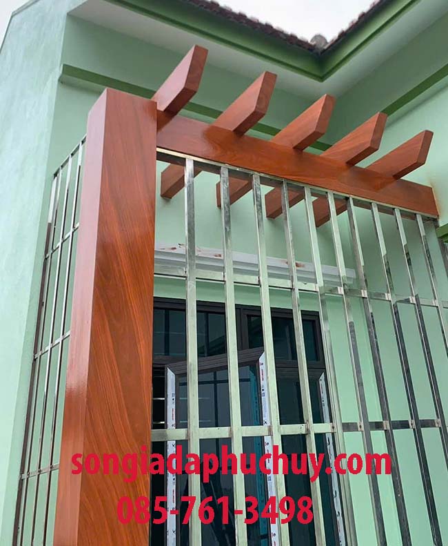 sơn giả gỗ cột vuông