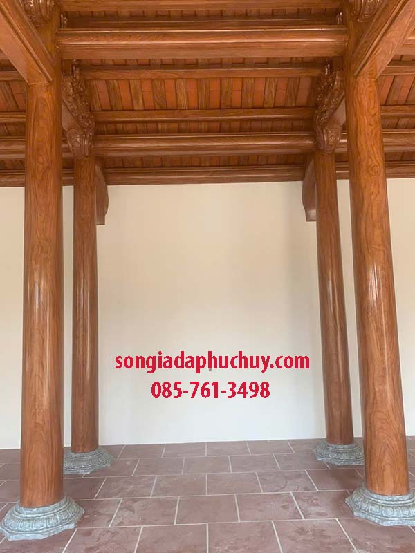 nhà thờ sơn giả gỗ