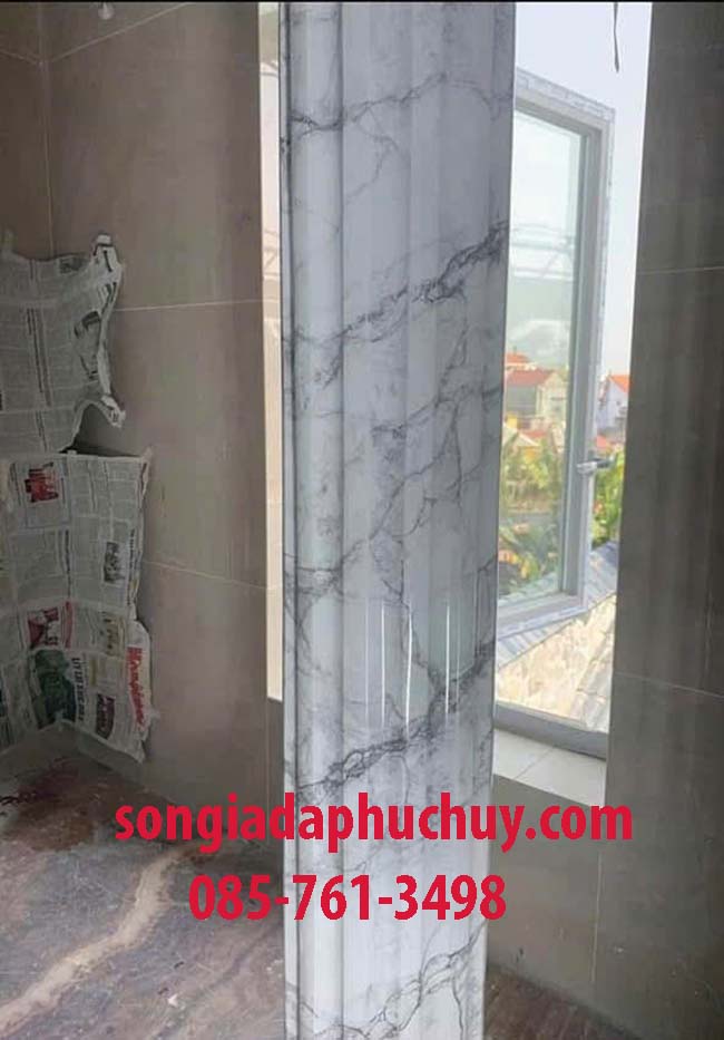 cột giả đá marble trắng xám