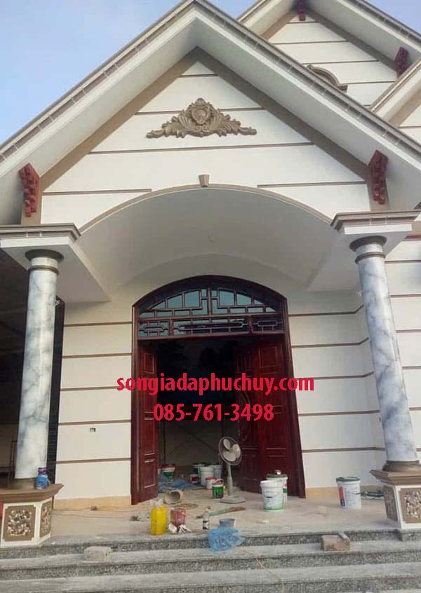 cột giả đá ngoài trời