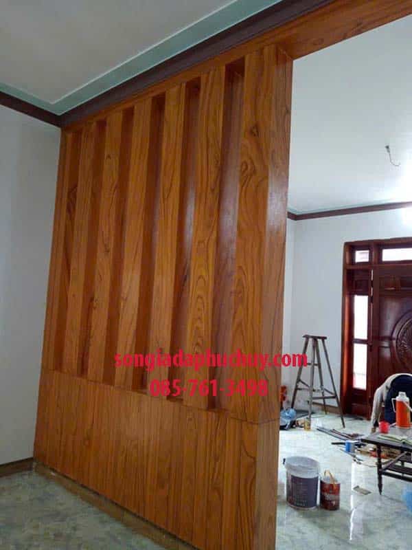 cột vuông sơn vân gỗ