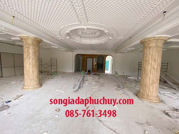 sơn giả đá trong nhà
