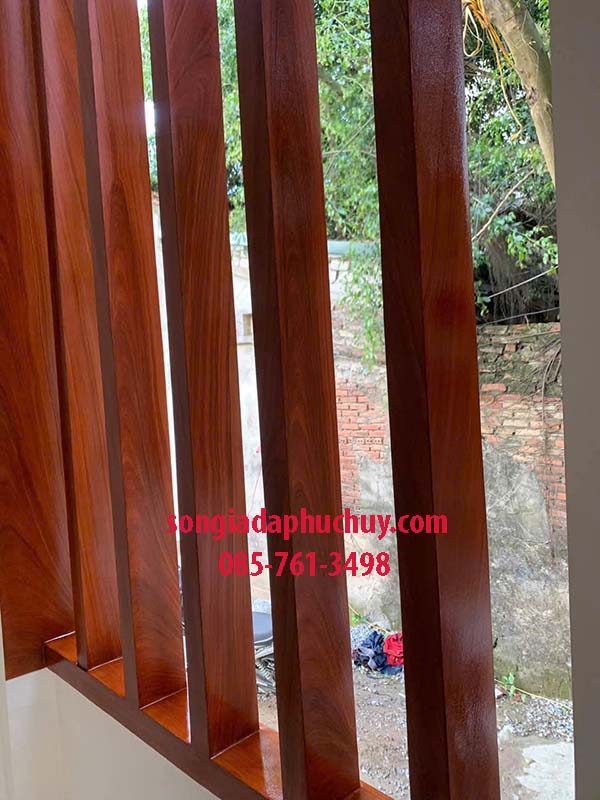 sắt hộp sơn giả gỗ