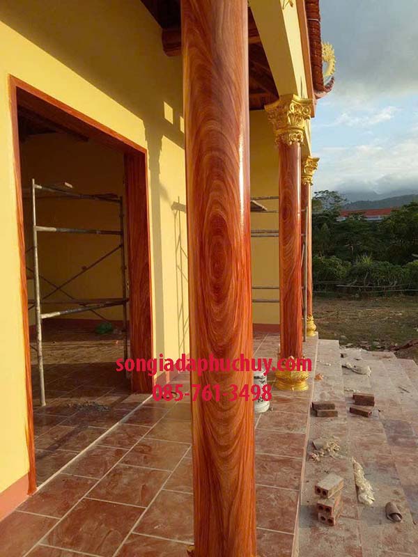 sơn giả gỗ cột hiên