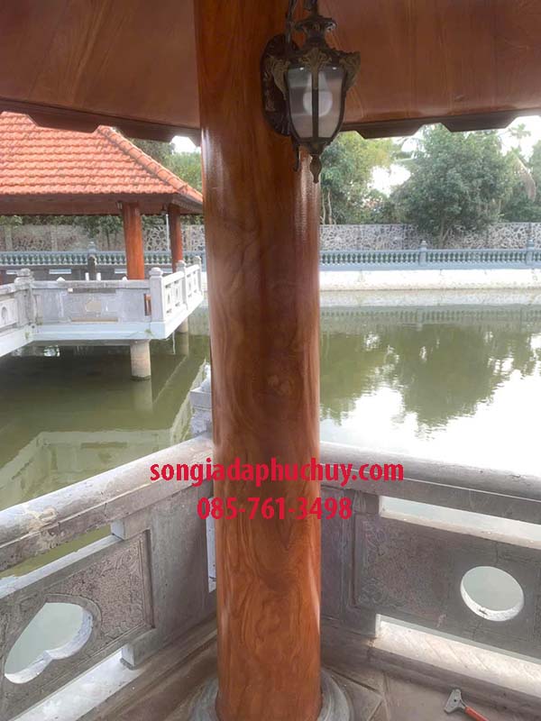 cột tròn sơn giả vân gỗ