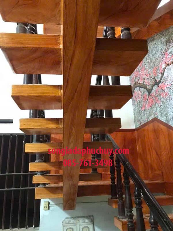 vẽ giả gỗ cầu thang