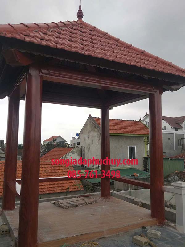 cột giả gỗ ngoài trời