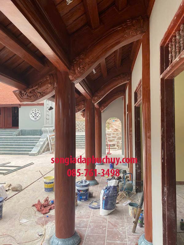 cột hiên sơn giả gỗ