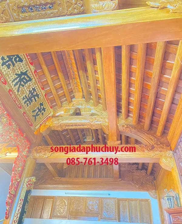 nhà thờ sơn giả gỗ