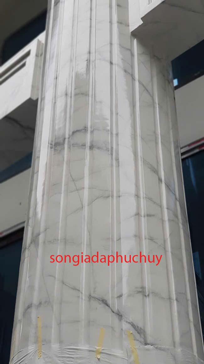 cột tròn ngoài trời giả đá marble