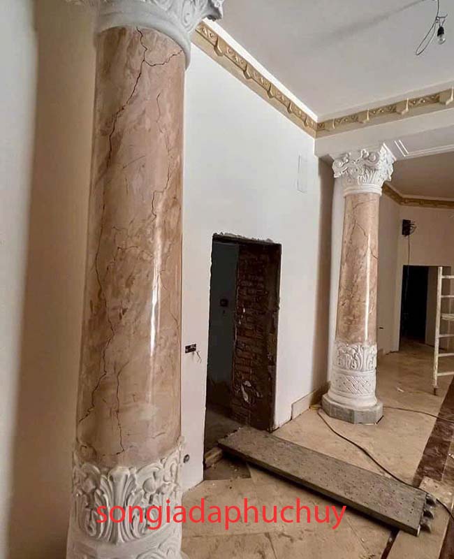 cột giả đá cẩm thạch nội thất