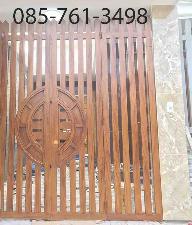 cửa cổng sắt giả gỗ