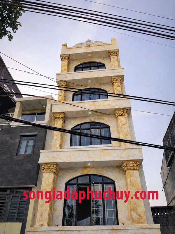 cột tường ngoài trời sơn giả đá trang trí