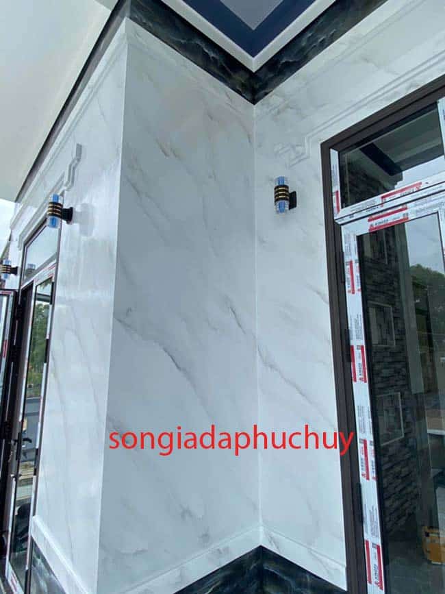 Tường sơn giả đá cẩm thạch