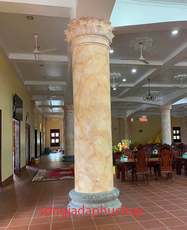 cột tròn sơn giả vân đá cẩm thạch