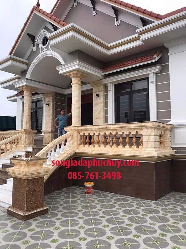 cột ngoài trời sơn giả đá