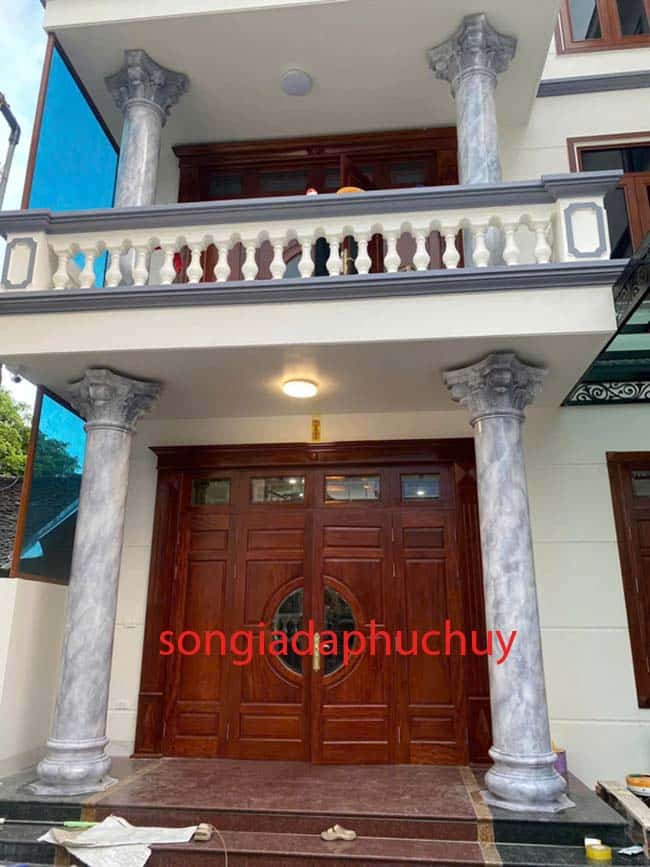 thi công cột giả đá nhà phố