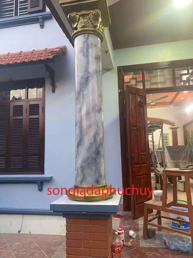 thi công sơn giả đá cột tròn 