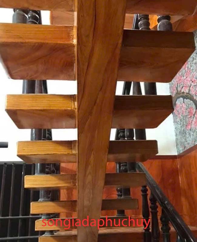 cầu thang bê tông sơn giả vân gỗ