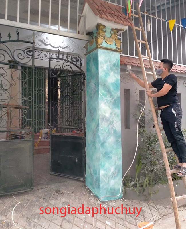 cột cổng sơn giả đá xanh 3D