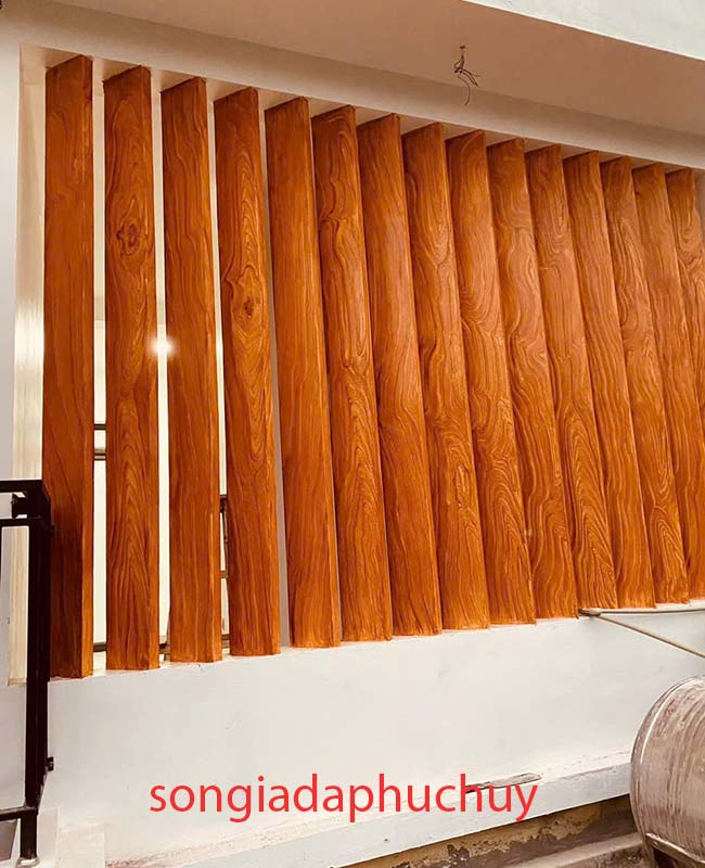 lam ngăn phòng sơn giả vân gỗ
