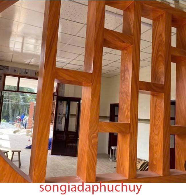 lam vách ngăn sơn giả gỗ đẹp