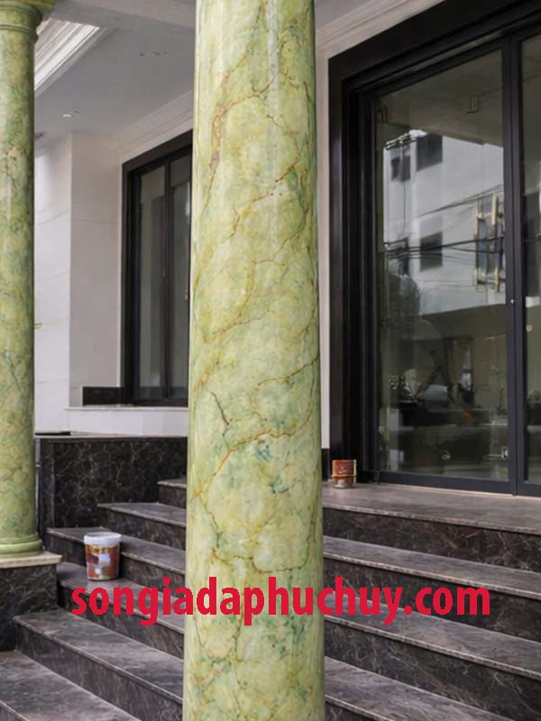 cột xanh ngọc cẩm thạch cho nhà phố