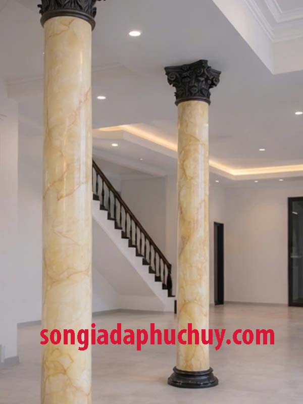 cột tranh trí trong nhà tạo điểm nhấn nội thất