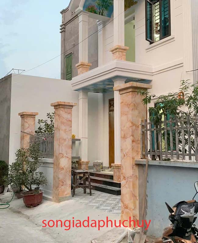 Sơn giả đá 3d cột vuông ngoài cổng