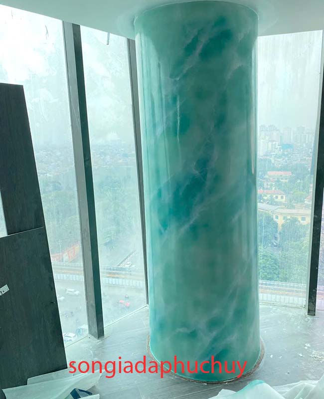 cột trong nhà sơn giả đá 3d màu xanh