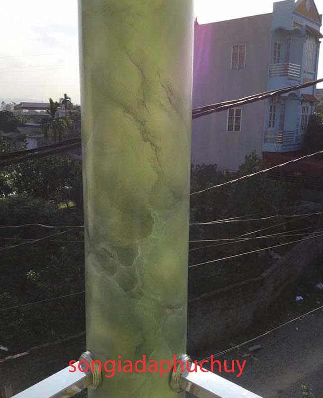 cột giả đá màu xanh tại Biên Hòa