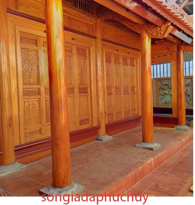 cột hiên ngoài trời sơn giả gỗ