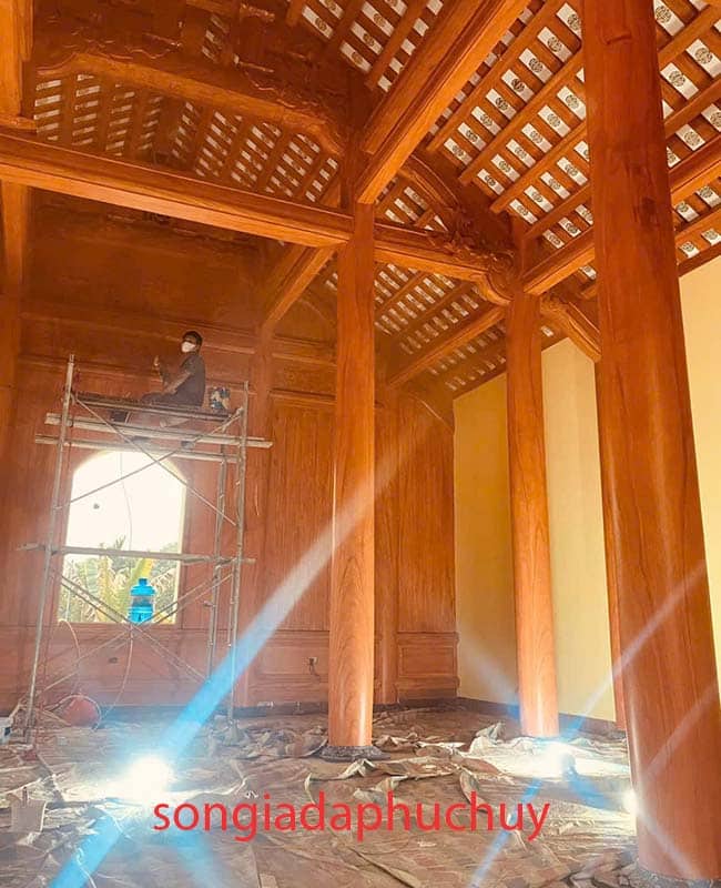 nhà bê tông 3 gian sơn giả gỗ