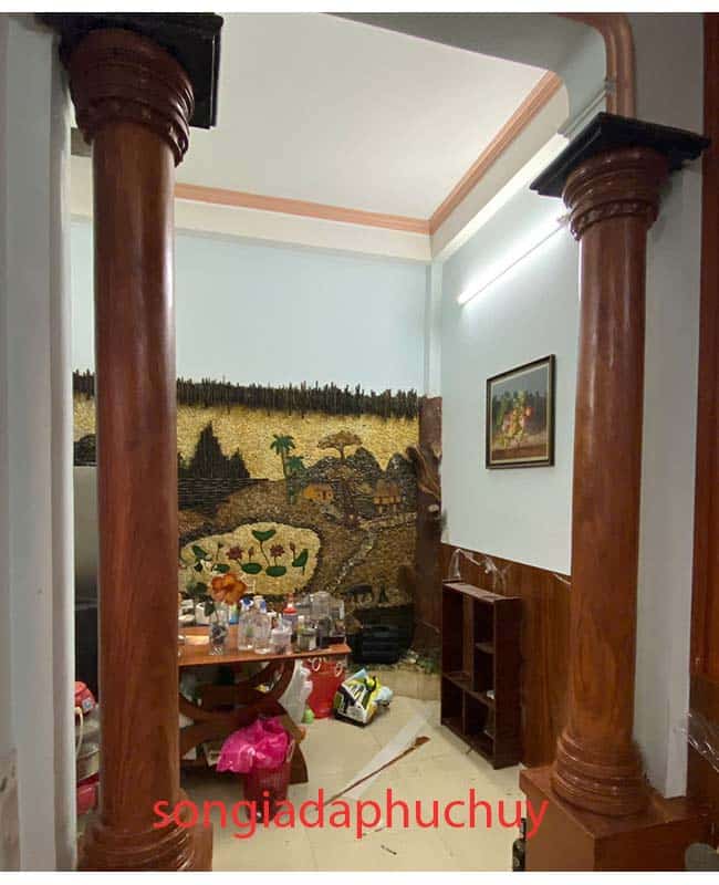 cột giả gỗ trong nhà tại Đà Nẵng