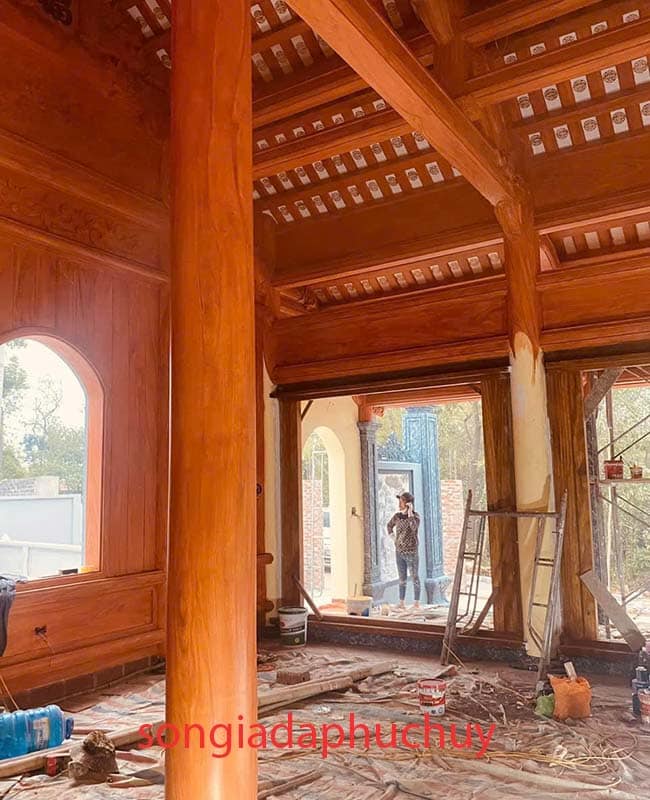 Thi công nhà thờ sơn giả gỗ tại Đồng Nai