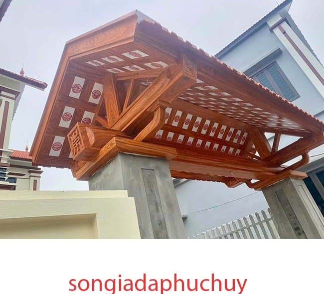 mẫu mái cổng sơn giả gỗ tại Long Thành
