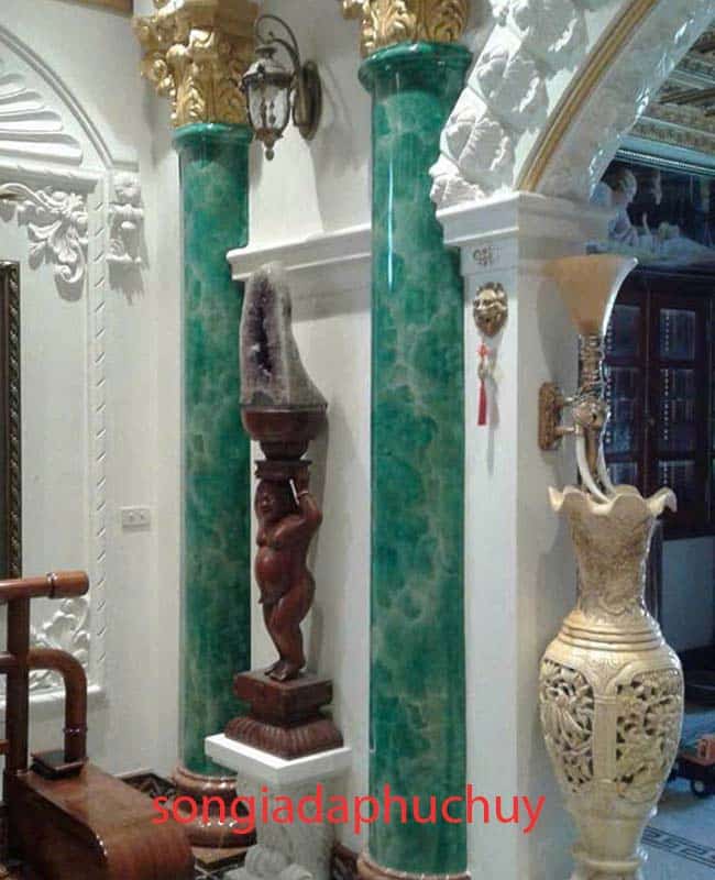 thi công cột trong nhà sơn giả vân đá ngọc bích