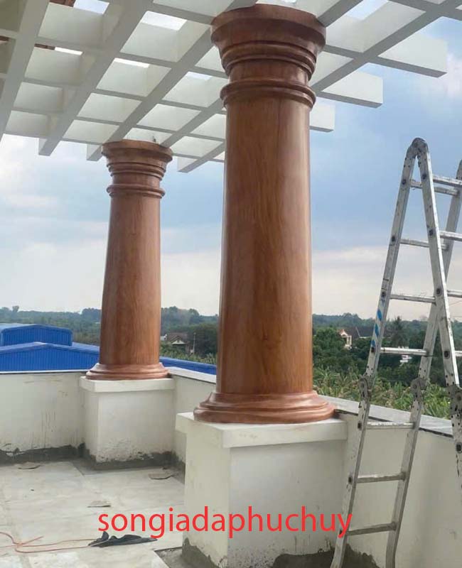 mẫu cột đẹp thi công giả vân gỗ